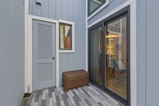 221 N Rengstorff Avenue 1, Mountain View, CA 94043