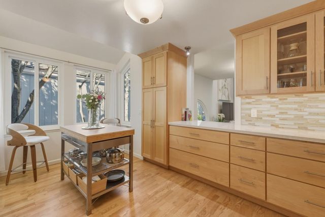 221 N Rengstorff Avenue 1, Mountain View, CA 94043