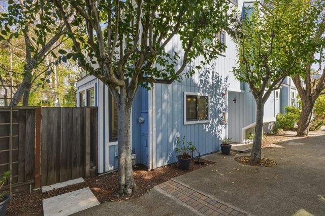 221 N Rengstorff Avenue 1, Mountain View, CA 94043