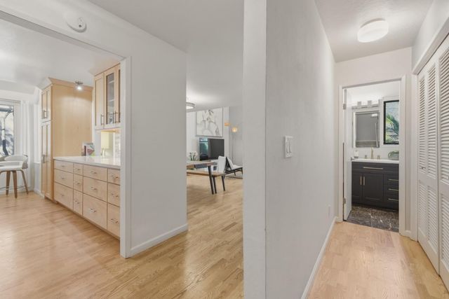 221 N Rengstorff Avenue 1, Mountain View, CA 94043