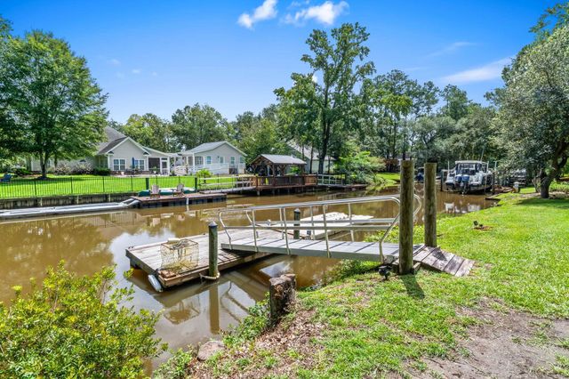142 John Green Ln., Georgetown, SC 29440