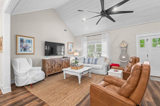 142 John Green Ln., Georgetown, SC 29440