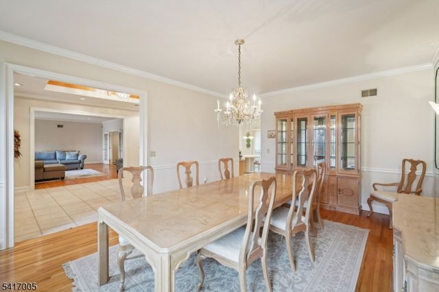 111 Chopin Dr, Wayne Twp., NJ 07470