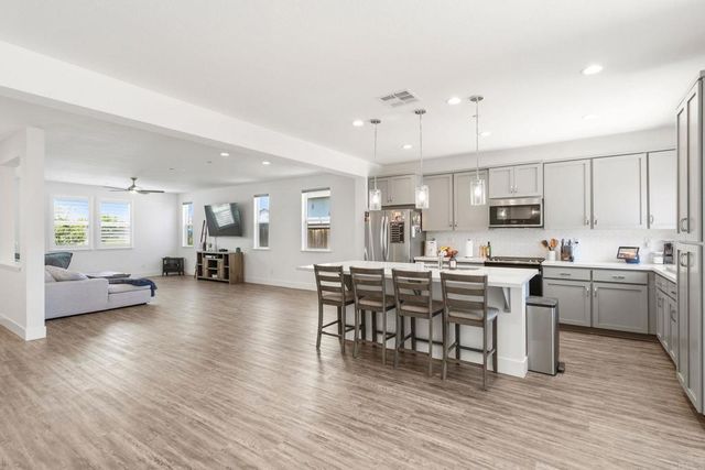 4726 Durum Way, Roseville, CA 95747