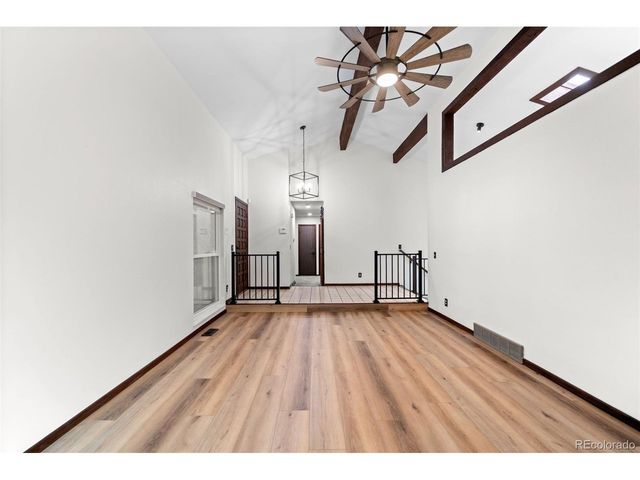3702 S Mission Pkwy, Aurora, CO 80013
