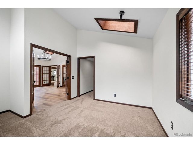 3702 S Mission Pkwy, Aurora, CO 80013