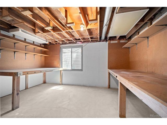 3702 S Mission Pkwy, Aurora, CO 80013