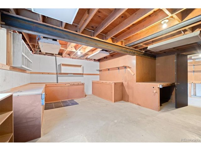 3702 S Mission Pkwy, Aurora, CO 80013