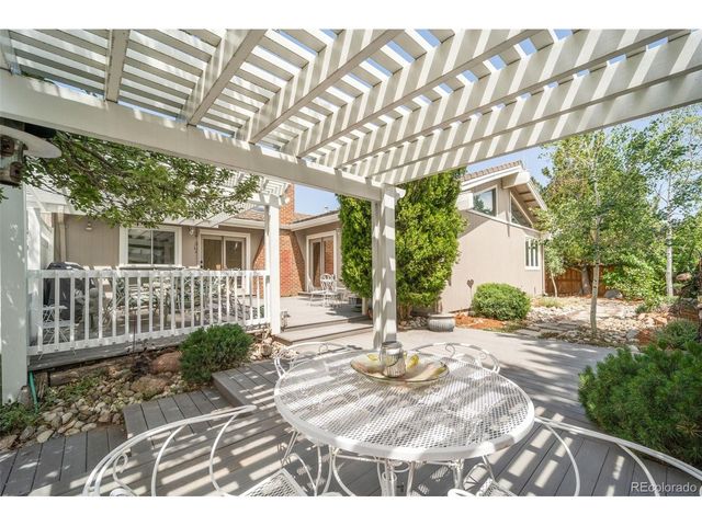 3702 S Mission Pkwy, Aurora, CO 80013