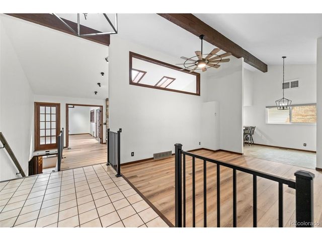 3702 S Mission Pkwy, Aurora, CO 80013