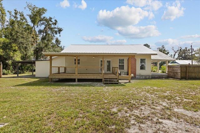 802 N Quincy Street, Perry, FL 32347
