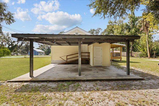 802 N Quincy Street, Perry, FL 32347