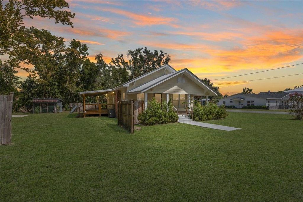 802 N Quincy Street, Perry, FL 32347