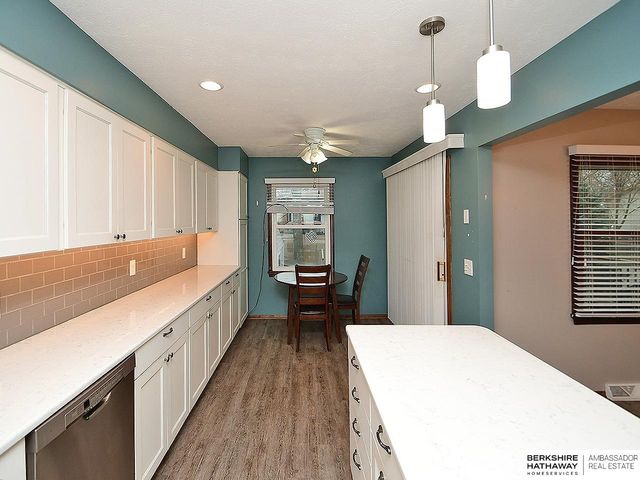 3203 Lynnwood Drive, Bellevue, NE 68123