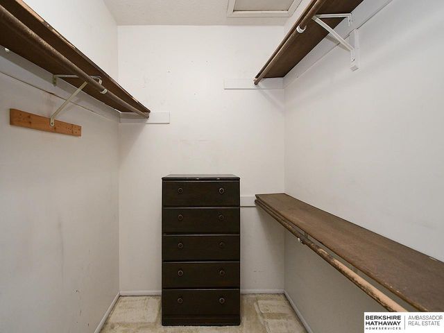 3203 Lynnwood Drive, Bellevue, NE 68123