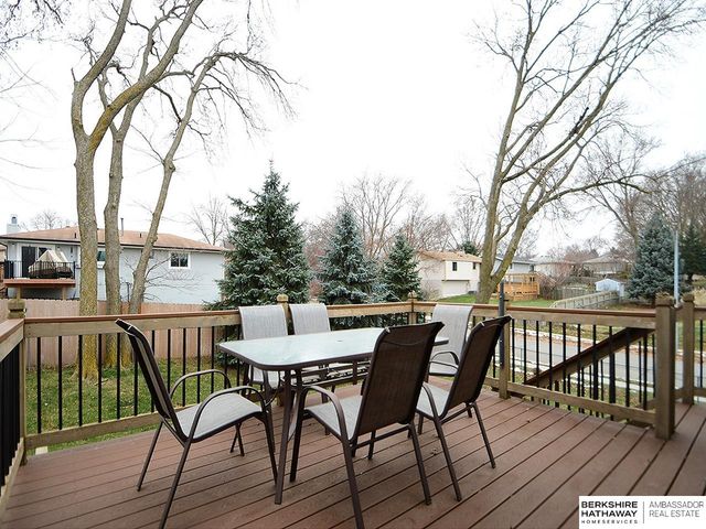 3203 Lynnwood Drive, Bellevue, NE 68123