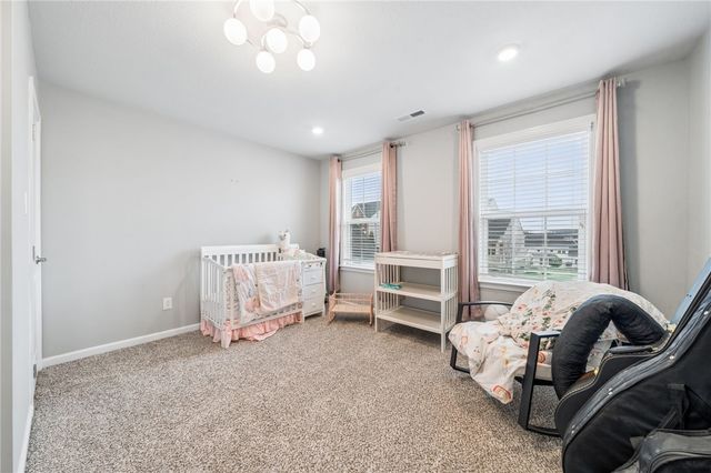 4018 Overview Dr, Cecil, PA 15317