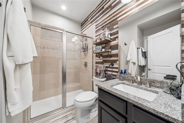 4018 Overview Dr, Cecil, PA 15317