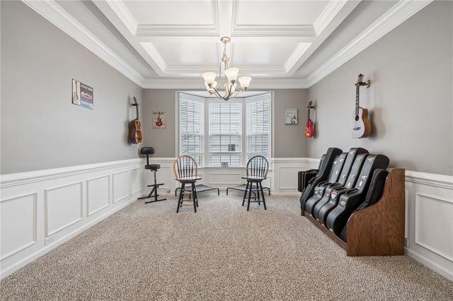 4018 Overview Dr, Cecil, PA 15317