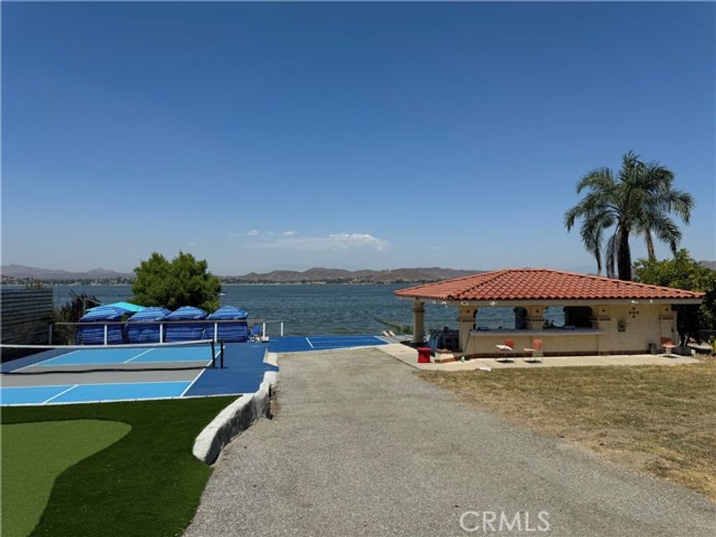 17242 Grand, Lake Elsinore, CA 92530