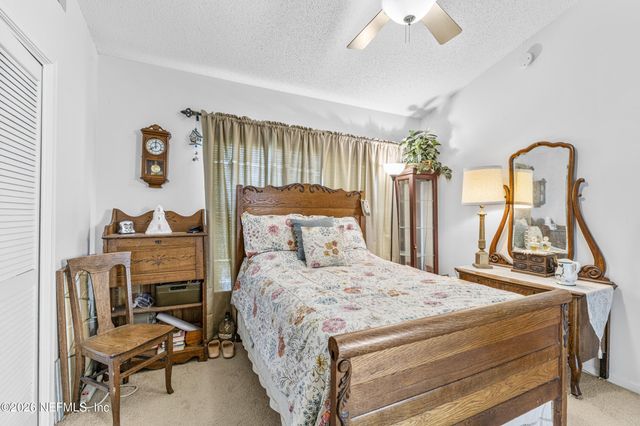 2272 2ND Street S, Jacksonville Beach, FL 32250