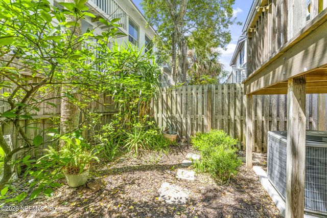 2272 2ND Street S, Jacksonville Beach, FL 32250