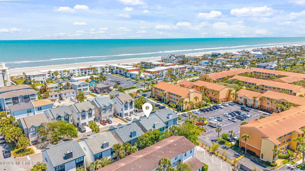 2272 2ND Street S, Jacksonville Beach, FL 32250