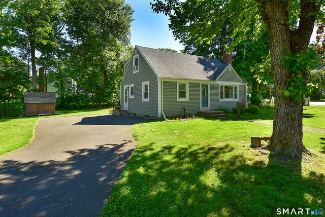 82 Rood Avenue, Windsor, CT 06095