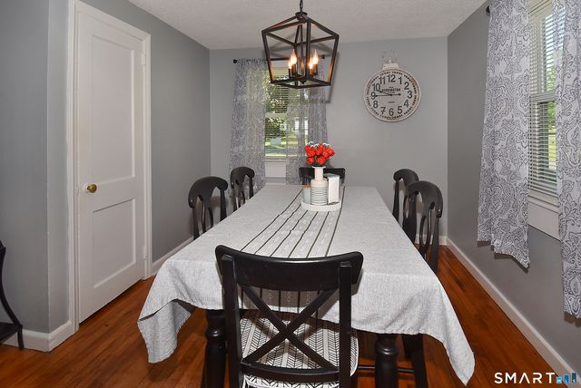 82 Rood Avenue, Windsor, CT 06095