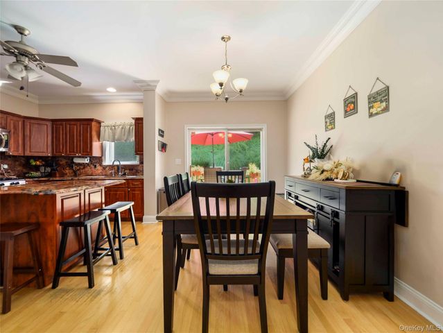146 Foltim Way, Congers, NY 10920