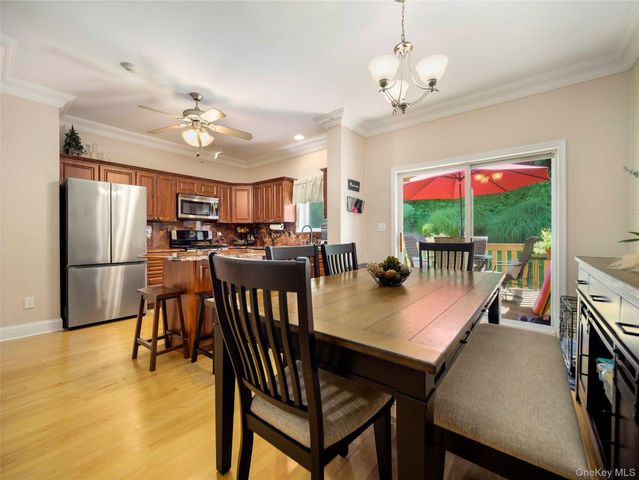 146 Foltim Way, Congers, NY 10920