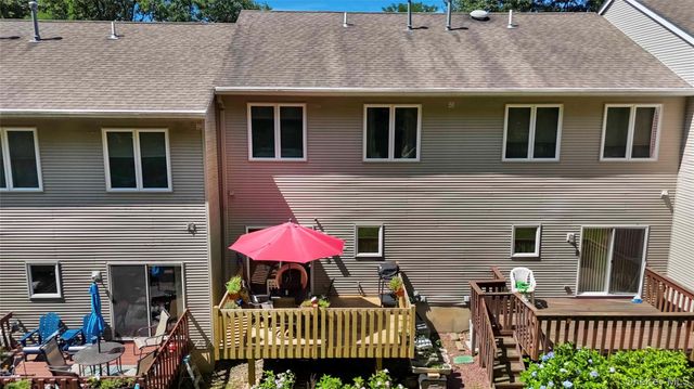 146 Foltim Way, Congers, NY 10920