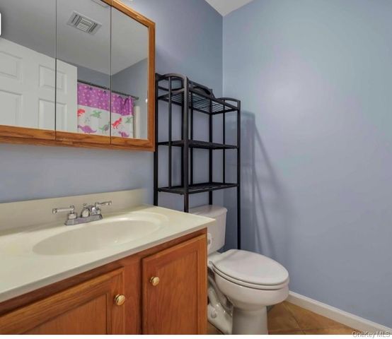 146 Foltim Way, Congers, NY 10920