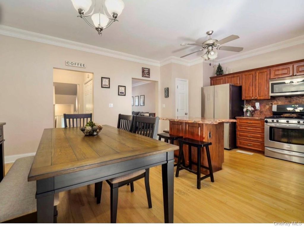 146 Foltim Way, Congers, NY 10920 — photo 4