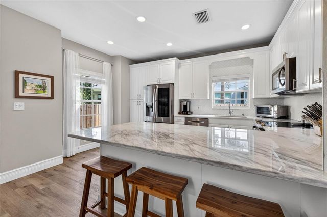 6007 S RUSSELL STREET, Tampa, FL 33611