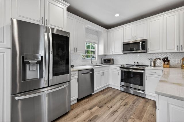 6007 S RUSSELL STREET, Tampa, FL 33611