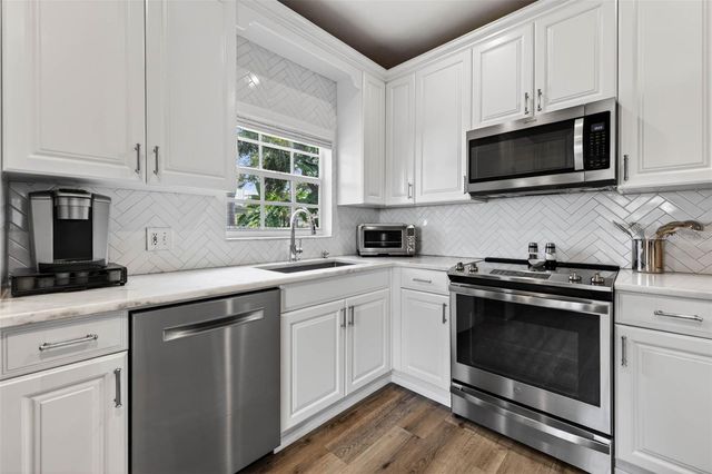 6007 S RUSSELL STREET, Tampa, FL 33611