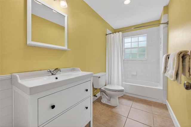 6007 S RUSSELL STREET, Tampa, FL 33611