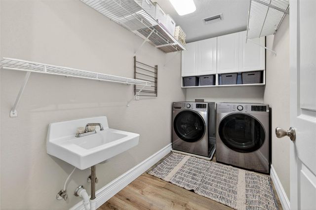 6007 S RUSSELL STREET, Tampa, FL 33611