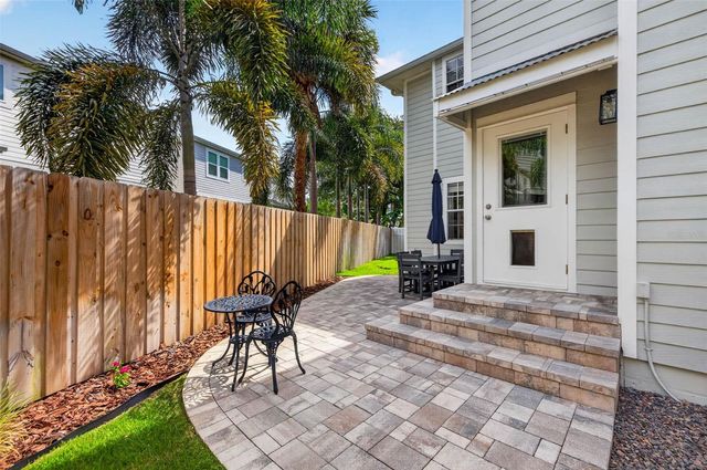 6007 S RUSSELL STREET, Tampa, FL 33611