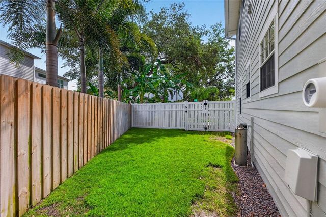 6007 S RUSSELL STREET, Tampa, FL 33611