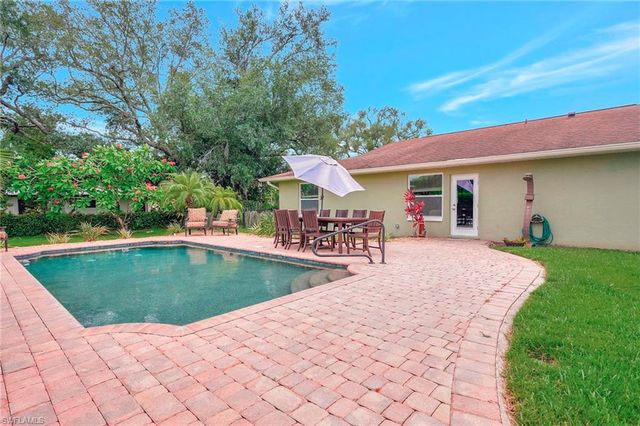 787 Overriver DR, North Fort Myers, FL 33903