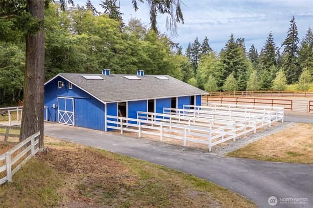 7929 NE Hunt Club Lane, Hansville, WA 98340