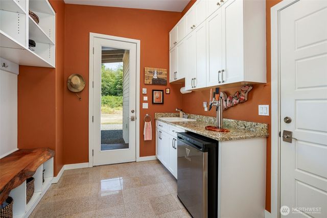 7929 NE Hunt Club Lane, Hansville, WA 98340