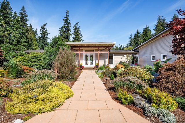 7929 NE Hunt Club Lane, Hansville, WA 98340