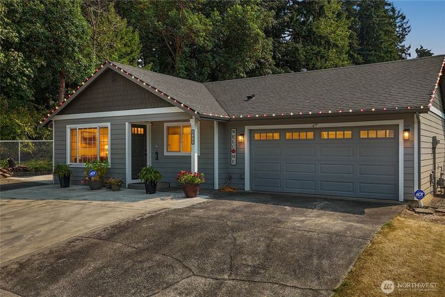 6225 41st Ave E, Tacoma, WA 98443