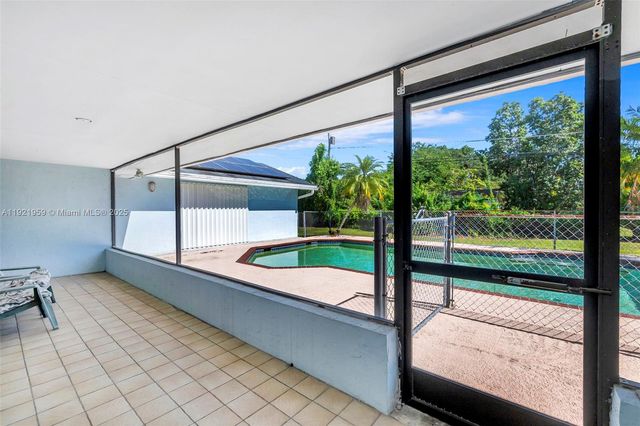 27221 SW 167th Ct, Homestead, FL 33031