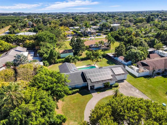 27221 SW 167th Ct, Homestead, FL 33031