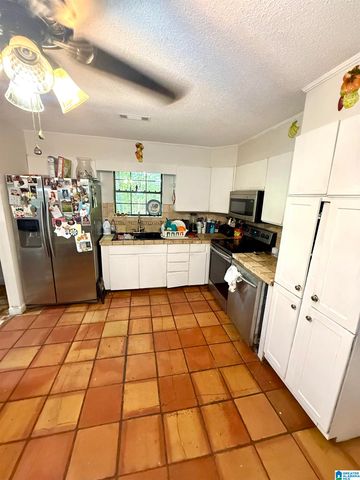 1324 6TH STREET NW, Center Point, AL 35215