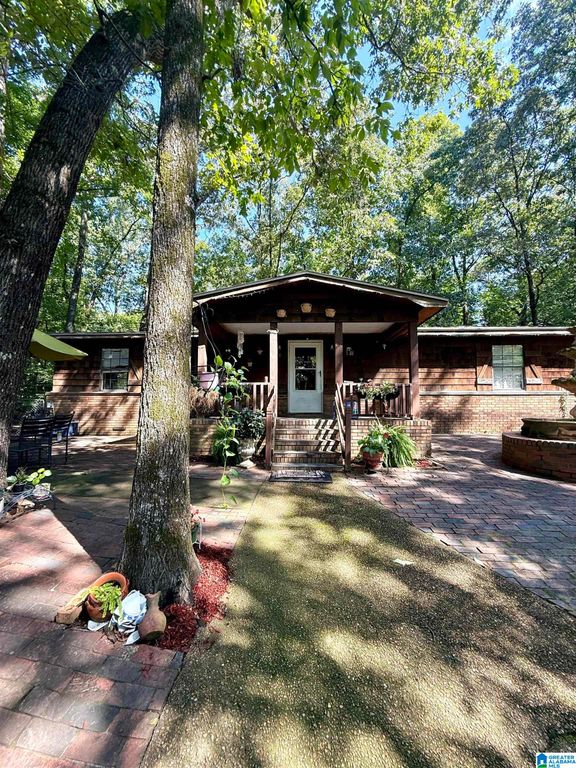 1324 6TH STREET NW, Center Point, AL 35215